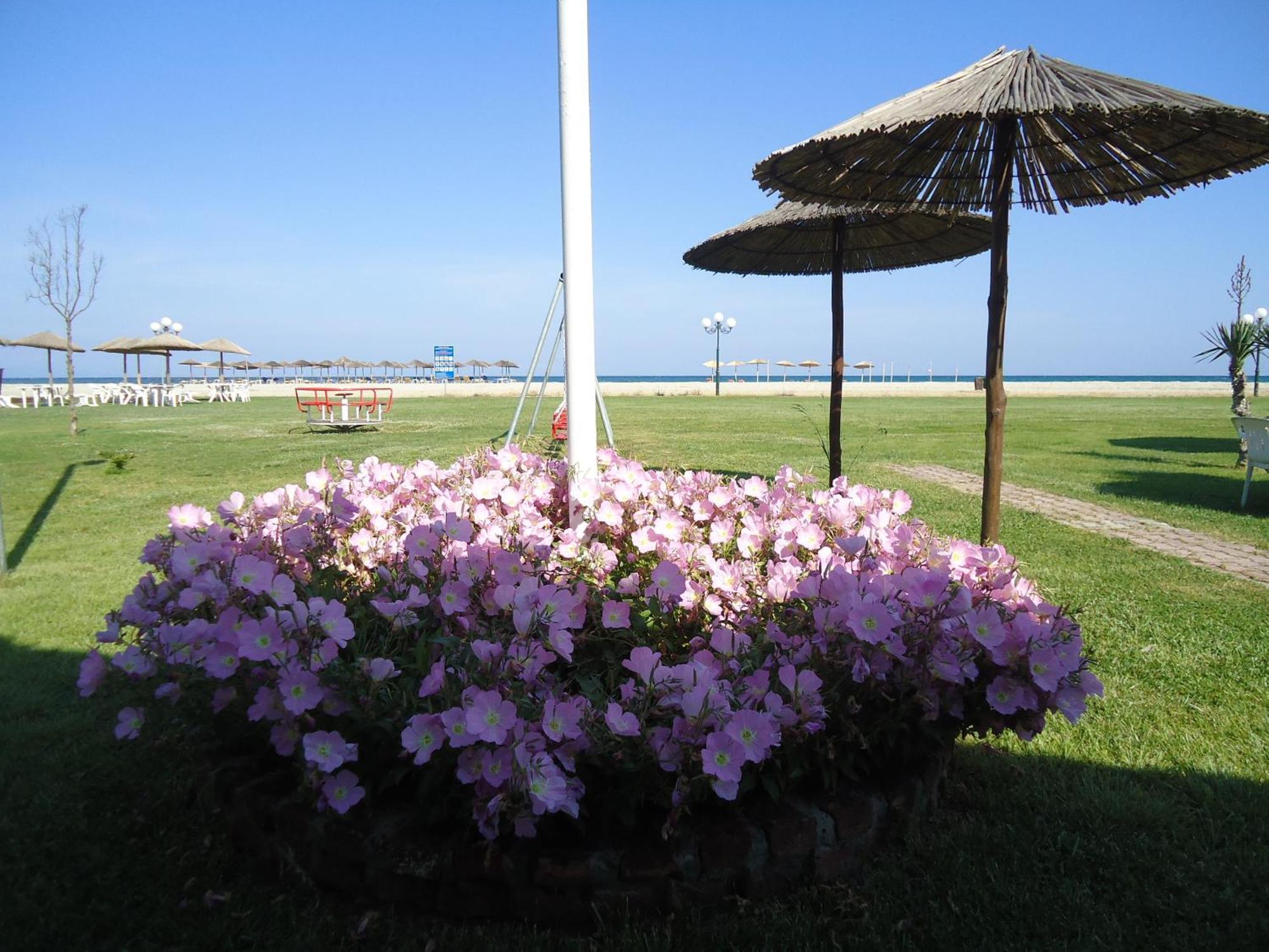 Lidra Hotel Korinos Ngoại thất bức ảnh